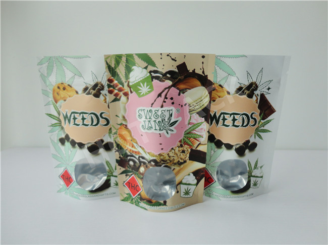 Light Proof Nuts Kraft Stand Up Pouches With Transparent Window Gravure Printing