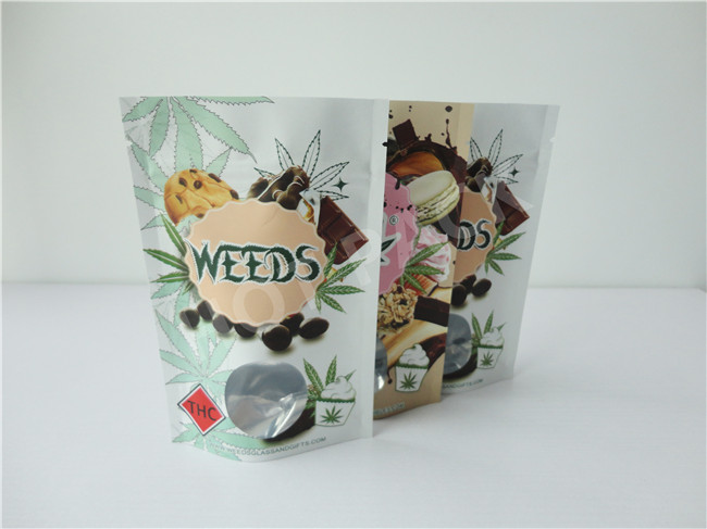 Light Proof Nuts Kraft Stand Up Pouches With Transparent Window Gravure Printing